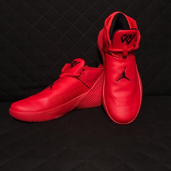 ❗️Jordan Why Not Zero.1 Low “Triple Red”❗️ - Picture 5 of 7